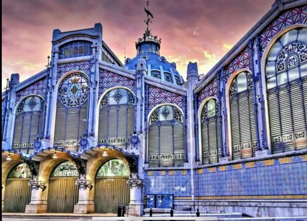 Lovely Apartment Near Beach & Science City Valencia Bagian luar foto