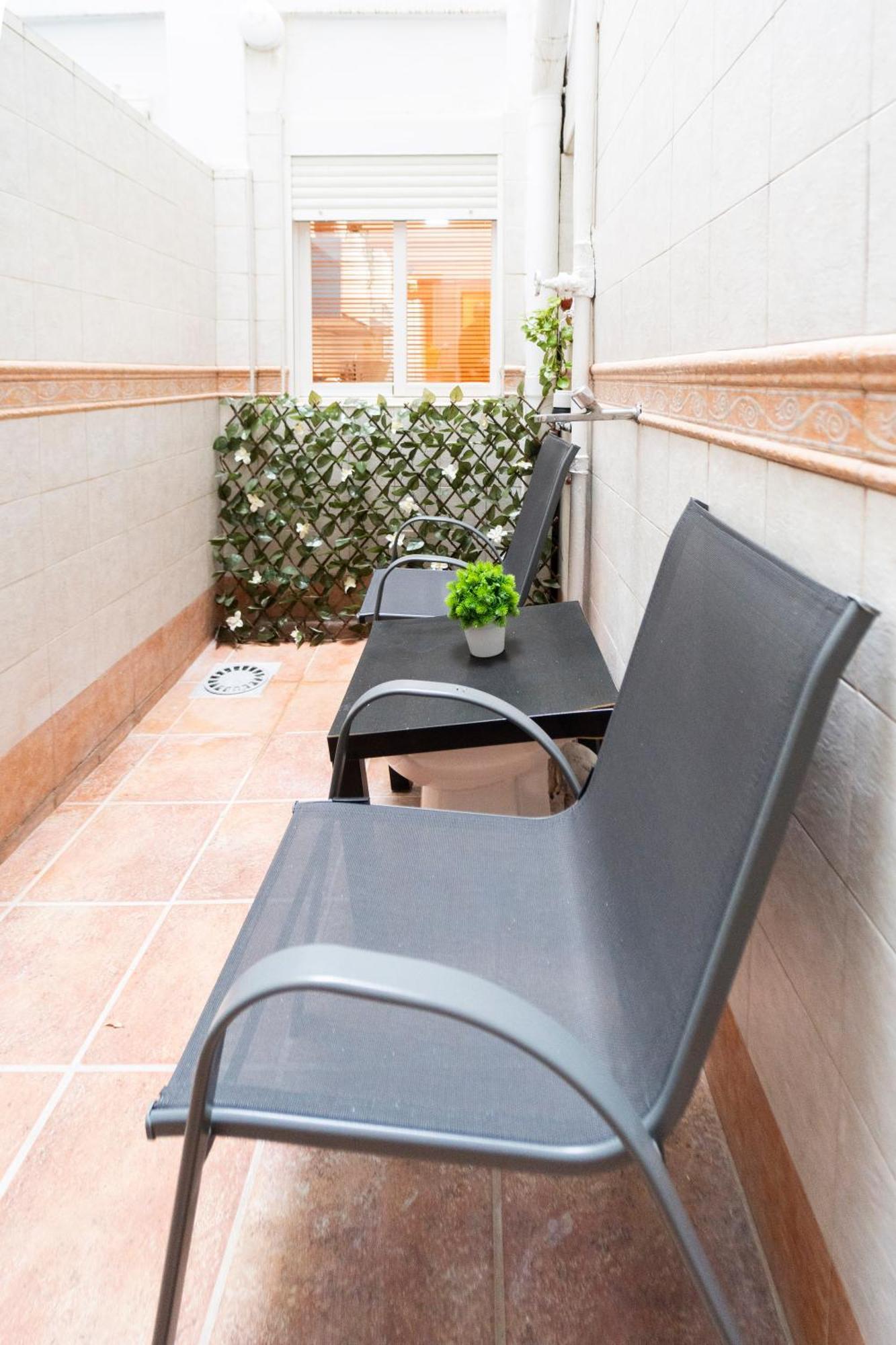Lovely Apartment Near Beach & Science City Valencia Bagian luar foto