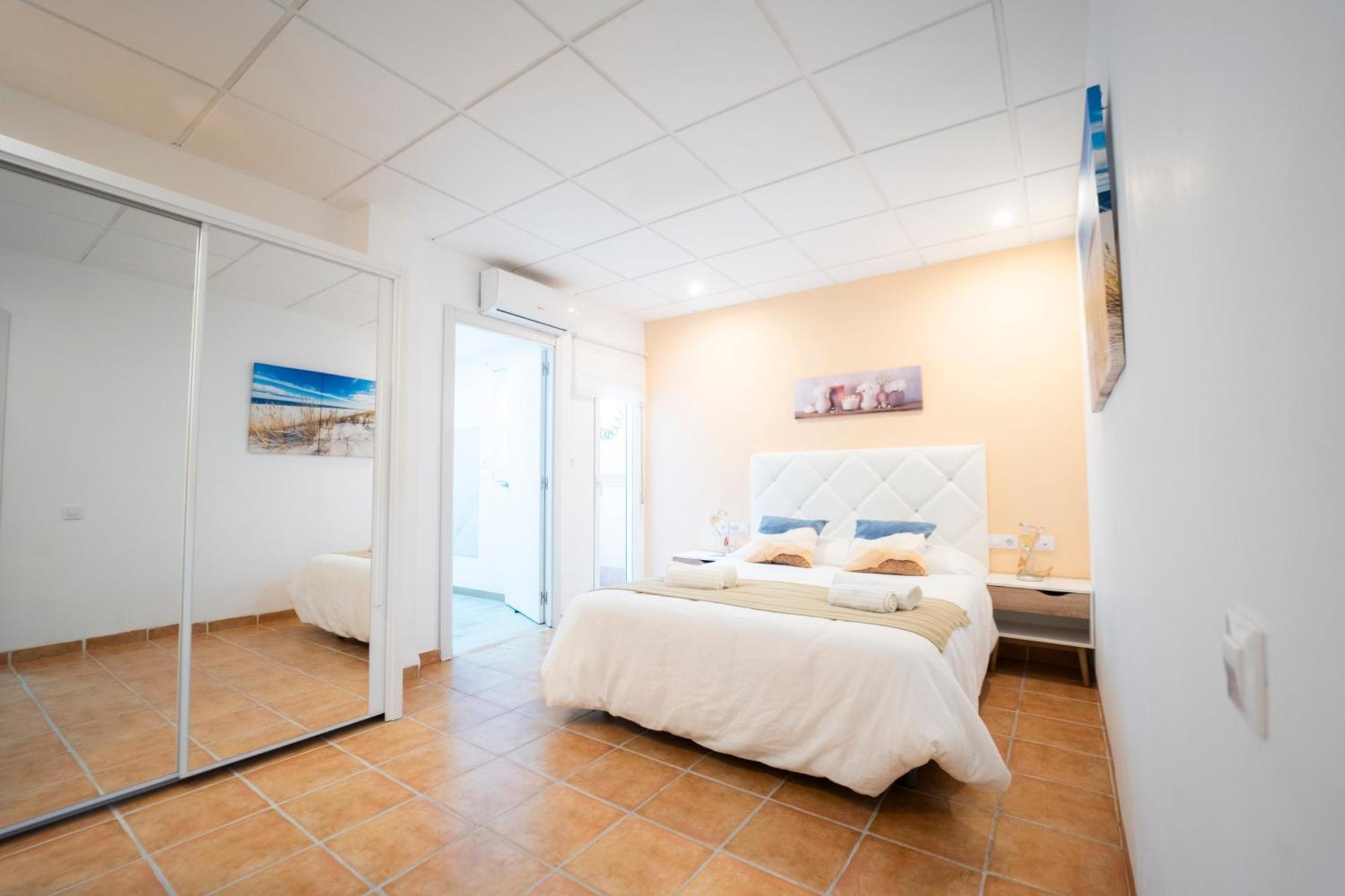 Lovely Apartment Near Beach & Science City Valencia Bagian luar foto