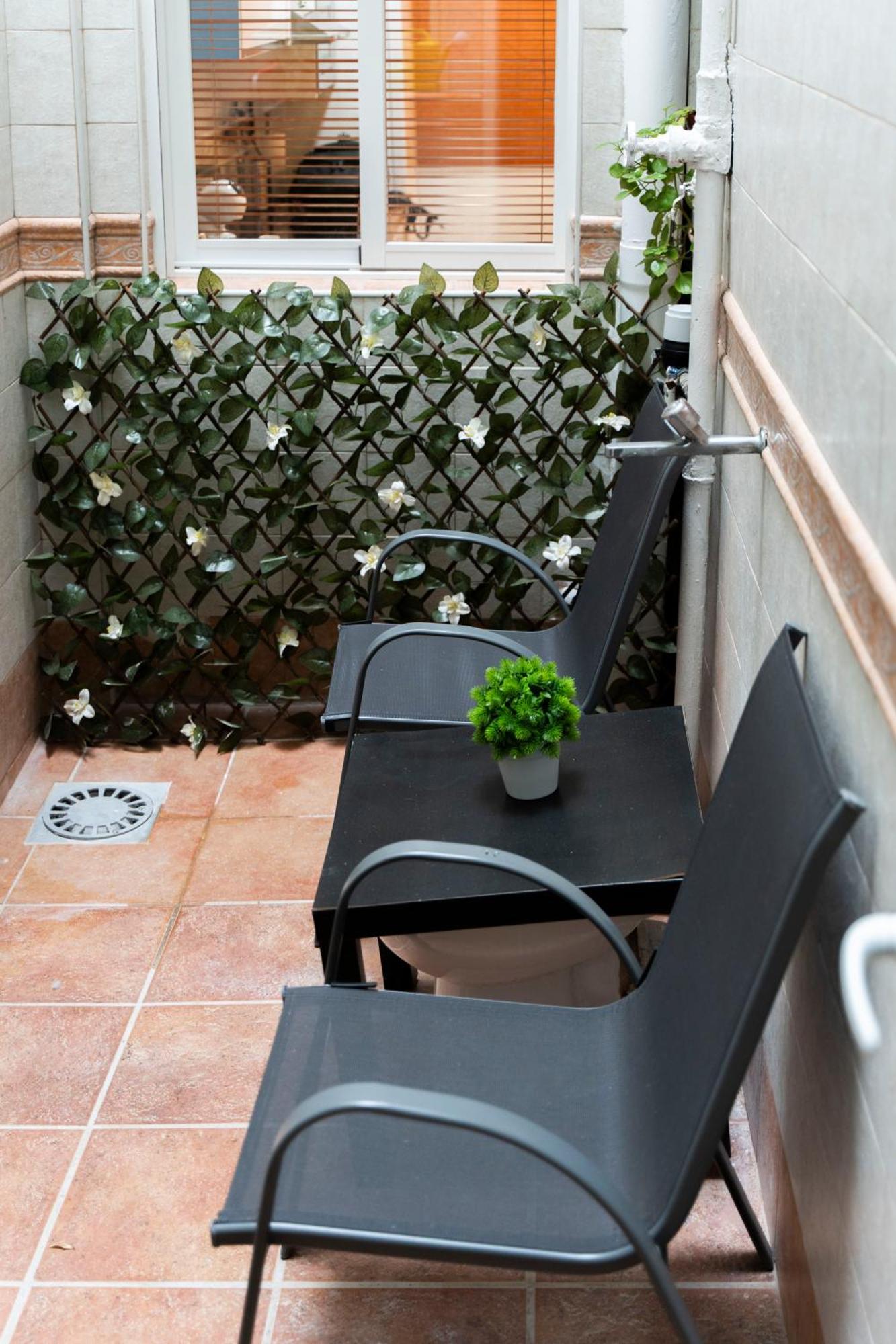 Lovely Apartment Near Beach & Science City Valencia Bagian luar foto